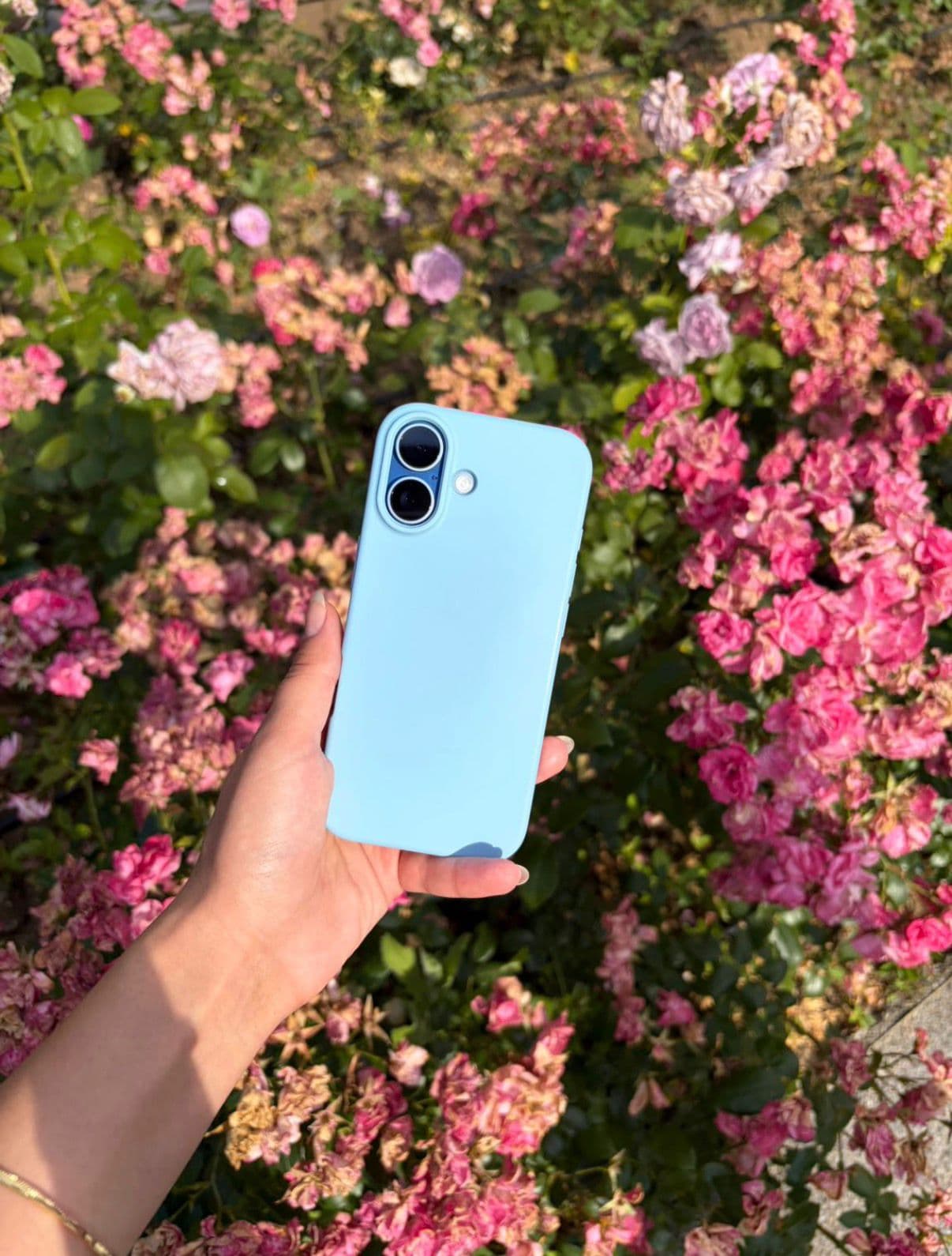 iPhone 16 Mavi Silikon
